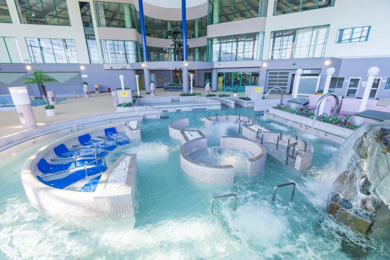 Spa Resort Taqua Taku Exteriör bild